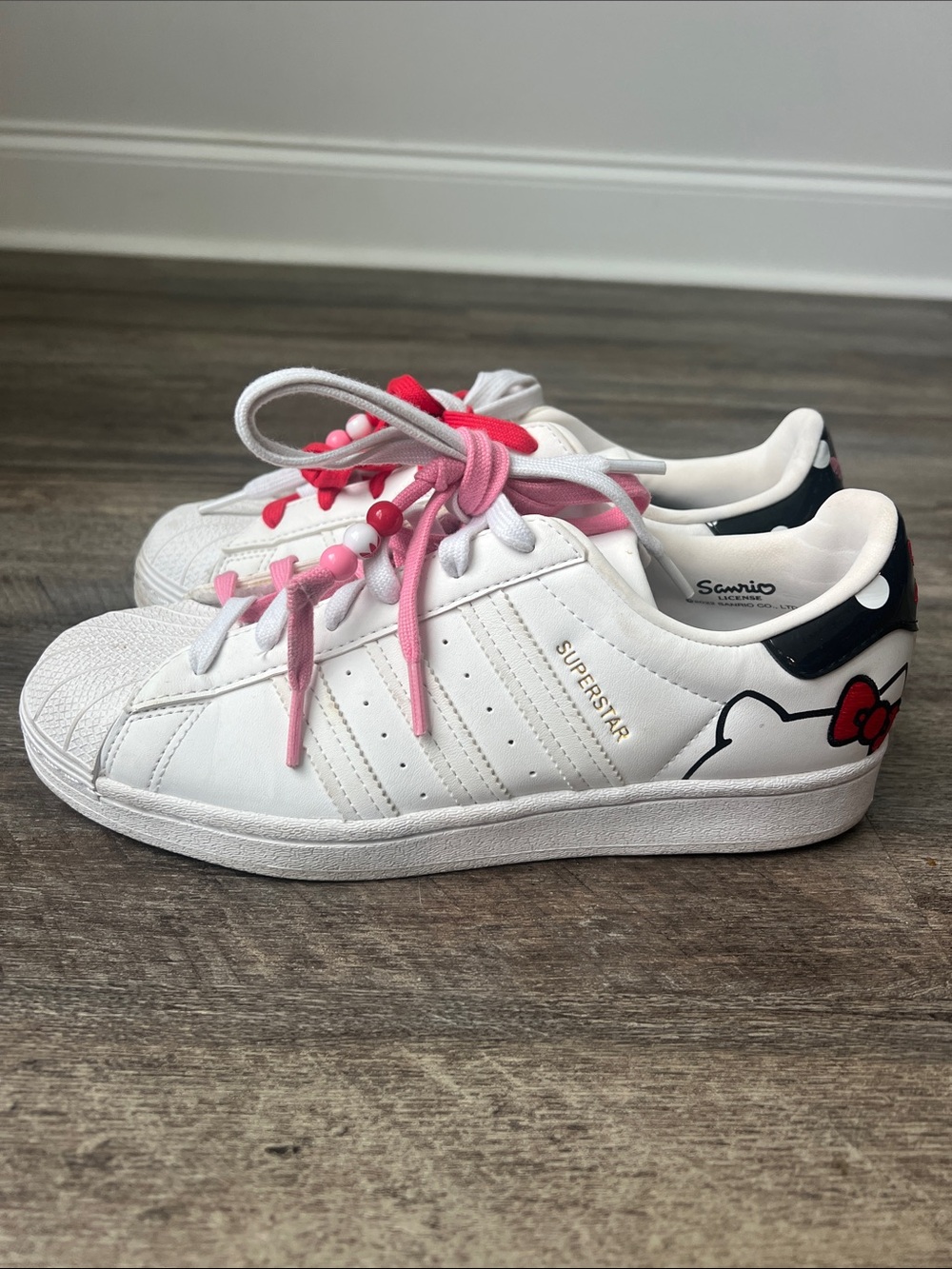 adidas x Hello Kitty Superstar Shoes W 7.5